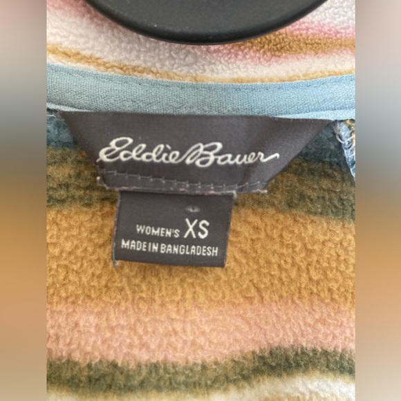Eddie Bauer women’s quest fleece, striped - Picture 3 of 4